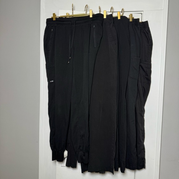 Barco Grey’s Anatomy Bundle of Five Black Scrub Pants Size Medium Tall - Picture 1 of 10